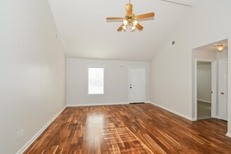 9720 Lakeland Hills Cove in Lakeland, TN - Building Photo - Building Photo