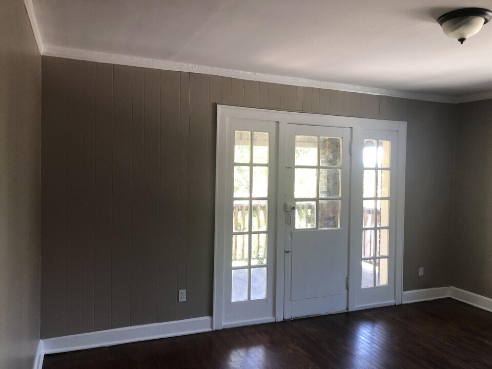 3223 E 8th St-Unit -1E in Kansas City, MO - Building Photo