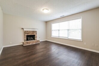 717 White Dove Dr in Mcdonough, GA - Building Photo - Building Photo