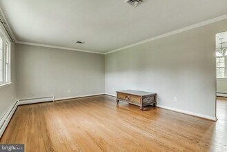 4902 Pole Rd in Alexandria, VA - Building Photo - Building Photo