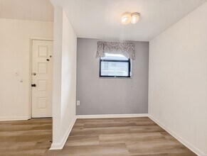 1701 Courtyard Way in Naples, FL - Building Photo - Building Photo