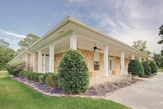 1548 Virgie Community Rd in Magnolia, TX - Building Photo - Building Photo