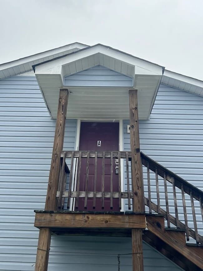 property at 123 Calvin Ct