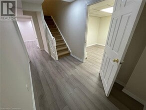 59 Bridgeport Crescent in Ancaster, ON - Building Photo - Building Photo