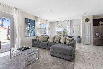 4928 Windermere Ave in Kissimmee, FL - Building Photo - Building Photo