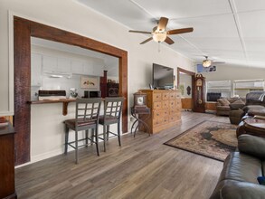 209 Harris Dr in Deridder, LA - Foto de edificio - Building Photo