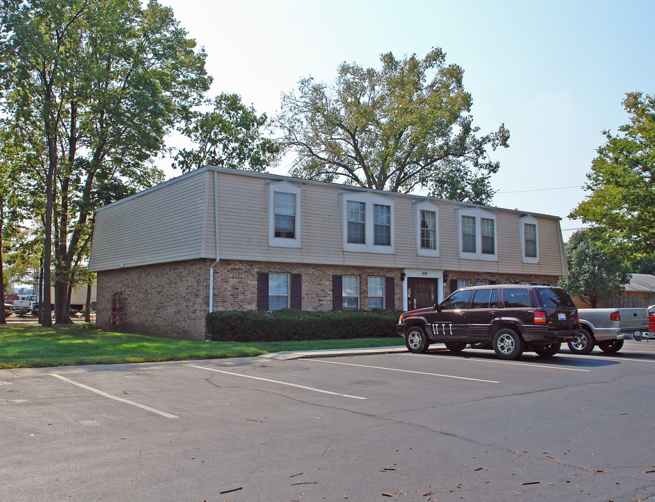 Foxboro Arms in West Carrollton, OH - Building Photo