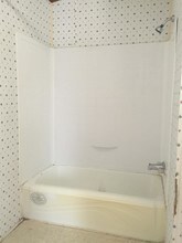 54 Willowbrook Ct in Martindale, TX - Building Photo - Building Photo