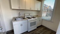 2094 Carver St photo'