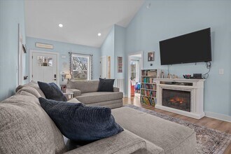 400 Kaiser Rd in Dickson, TN - Foto de edificio - Building Photo