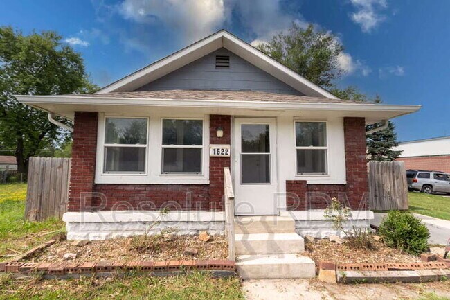 1622 E Raymond St in Indianapolis, IN - Building Photo - Building Photo