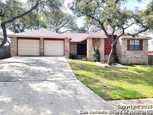 9211 Horse Heath in San Antonio, TX - Building Photo - Building Photo