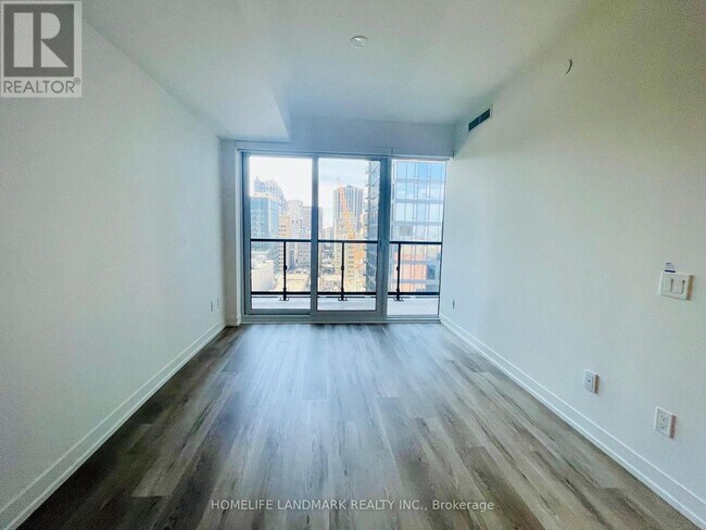 771-1771 Yonge St in Toronto, ON - Building Photo - Building Photo