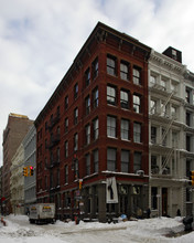 121 Spring St in New York, NY - Building Photo - Building Photo