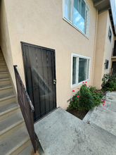 3232 W 99th St in Inglewood, CA - Building Photo - Building Photo