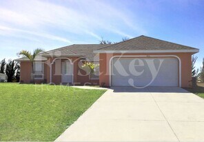 1810 NW 21st Terrace in Cape Coral, FL - Building Photo