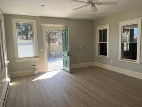 459 Mill St, Unit A in Marion, MA - Building Photo - Building Photo