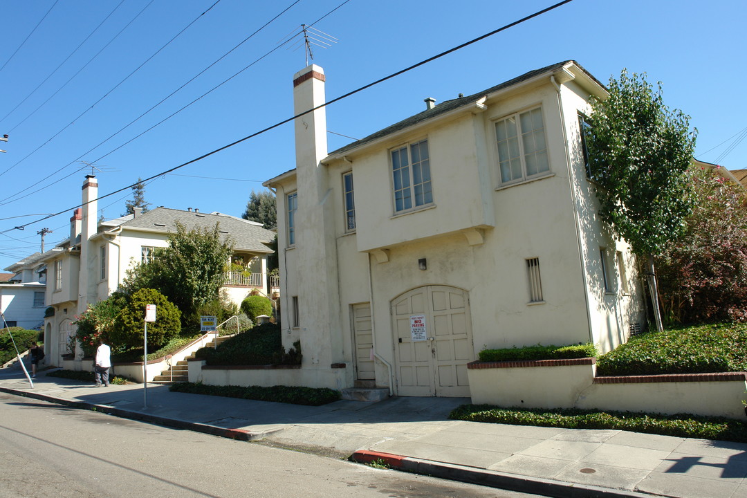 448-450 Euclid Ave in Oakland, CA - Building Photo