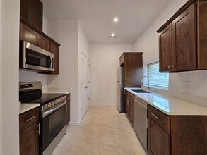 1708 Cam Peralta in Santa Fe, NM - Building Photo - Building Photo