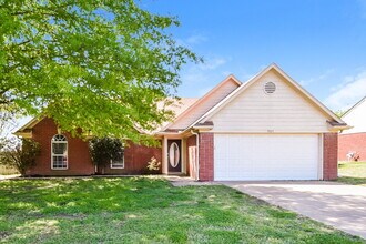 9105 Belmont Dr in Southaven, MS - Foto de edificio - Building Photo