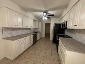 4910 Arborlawn Dr in Fort Worth, TX - Building Photo - Building Photo