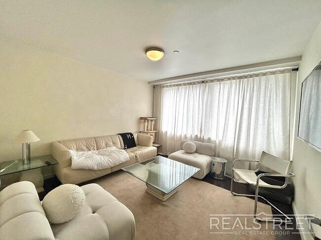 property at 286 Stanhope St