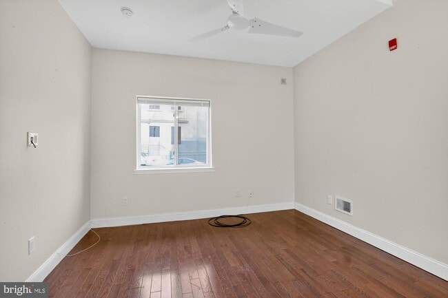 property at 1802 E Huntingdon St