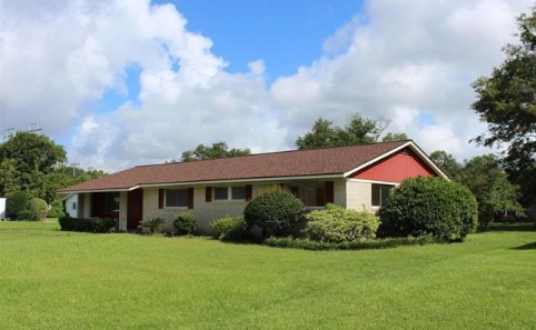 2140 Yupon St in Orange, TX - Building Photo - Building Photo