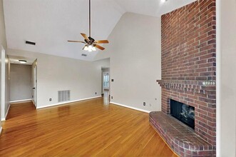 2337 Vetchling Cir in Plano, TX - Building Photo - Building Photo