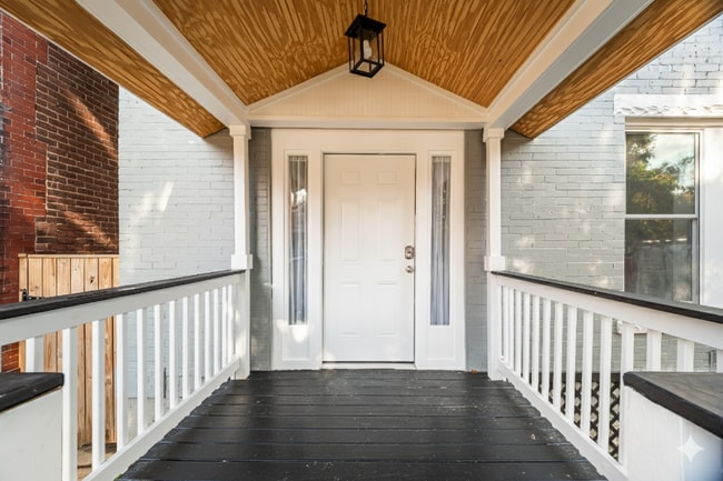 1012 9th Ave in Huntington, WV - Building Photo - Building Photo