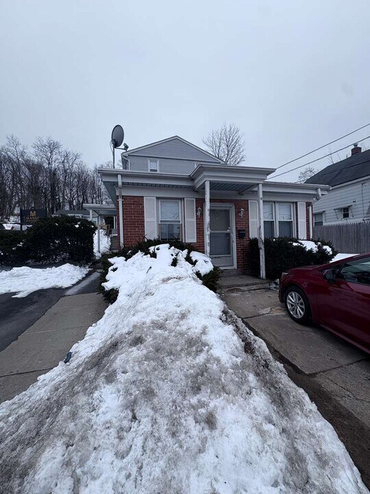 514 Main St, Unit 1 in West Haven, CT - Building Photo