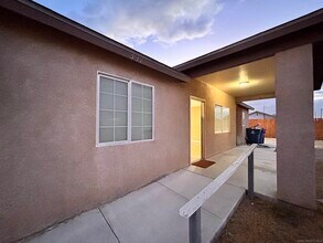 531 Lee Rd in Imperial, CA - Building Photo - Building Photo