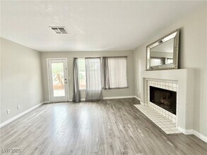 1529 Imperial Cup Dr in Las Vegas, NV - Building Photo - Building Photo