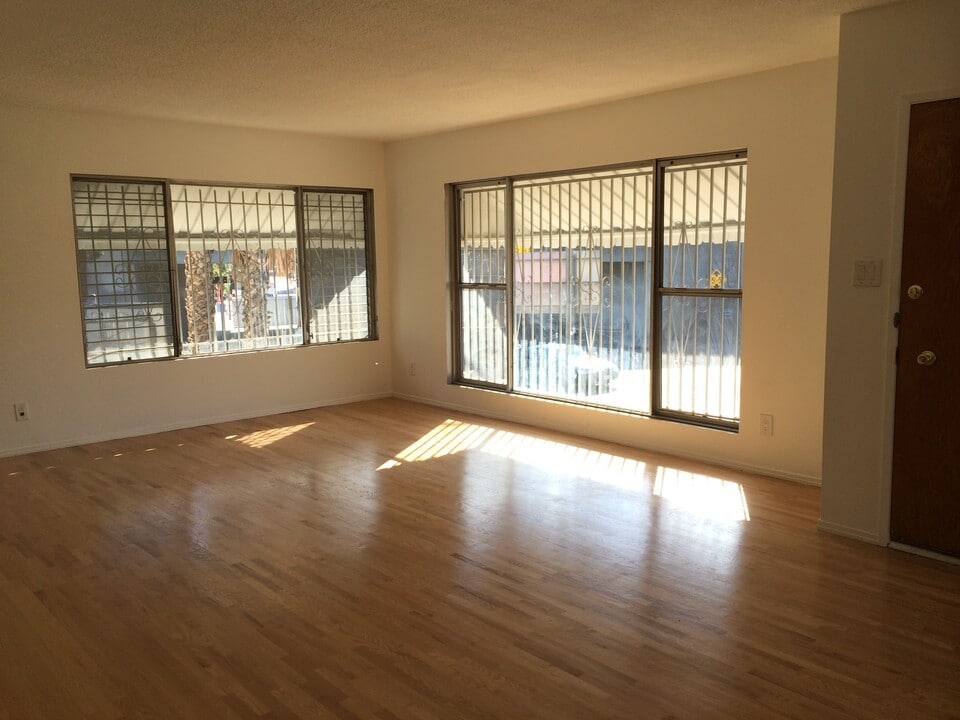 1919 East 4th Street, Unit #1 in Los Angeles, CA - Building Photo