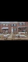 563 E Frederick St in Lancaster, PA - Building Photo