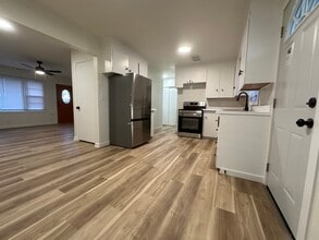 5317 N 45th St in Omaha, NE - Building Photo - Building Photo