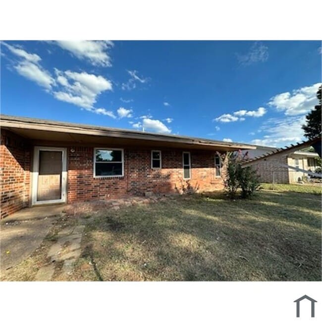 1509 Hardwood Grove St in Tecumseh, OK - Building Photo - Building Photo