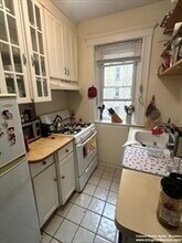 131 Park Dr, Unit 4 in Boston, MA - Building Photo - Building Photo