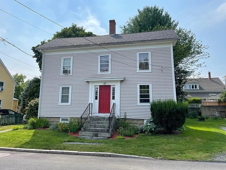 9 Lincoln Ave in Newmarket, NH - Foto de edificio
