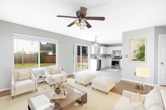 11206 186th St Ct E in Puyallup, WA - Building Photo - Building Photo