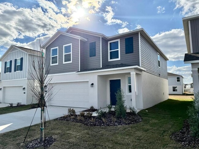 2110 Chris Dr in Winter Haven, FL - Building Photo - Building Photo