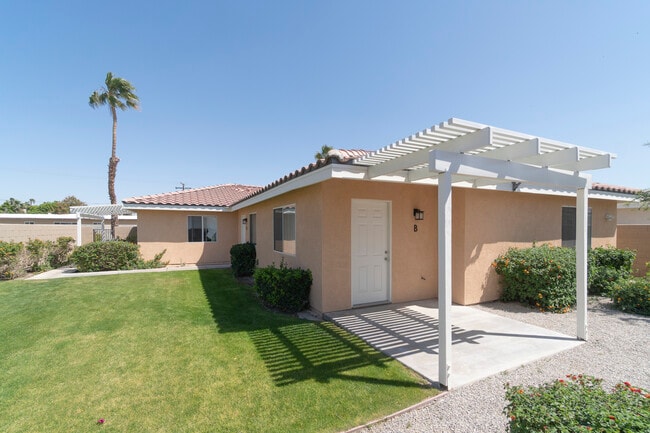 28455 Avenida La Paz in Cathedral City, CA - Building Photo - Building Photo