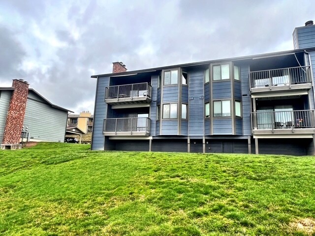 3330 Narrows View Ln NE in Bremerton, WA - Building Photo