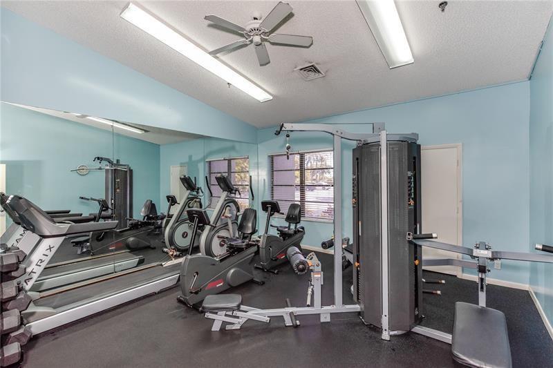 2236 N Cypress Bend Dr in Pompano Beach, FL - Building Photo
