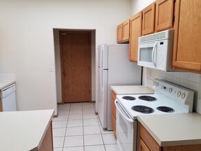 8717 Wallingford Ln NE in Lacey, WA - Building Photo - Building Photo