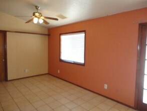 7346 E Greenway St in Mesa, AZ - Building Photo - Building Photo