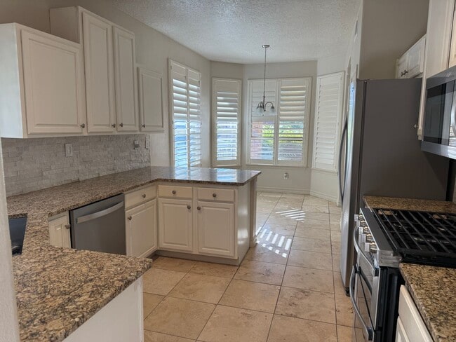 1005 Vía Chamisa NE in Albuquerque, NM - Building Photo - Building Photo