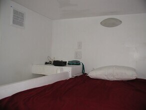 15 Arlington St, Unit 1st floor studio in Cambridge, MA - Building Photo - Building Photo