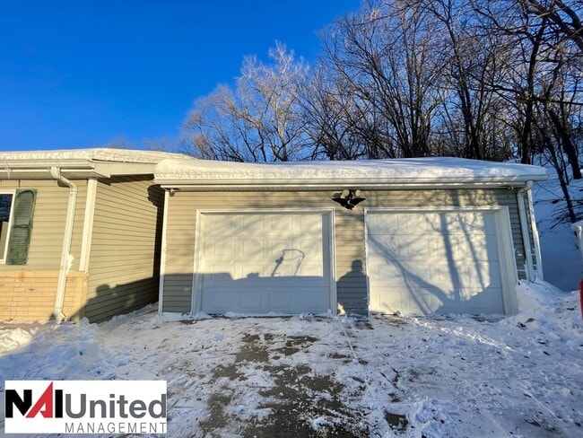 1602 Rustin St in Sioux City, IA - Building Photo - Building Photo
