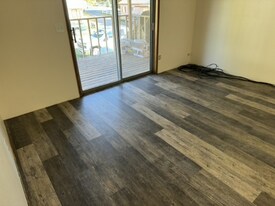 185 Peaceful Pl in Laclede, ID - Building Photo